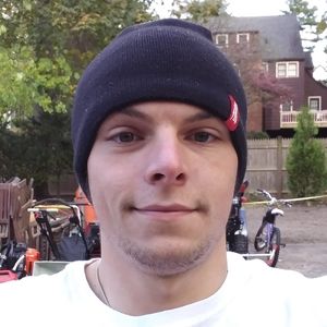 Meet your Posher, Adam